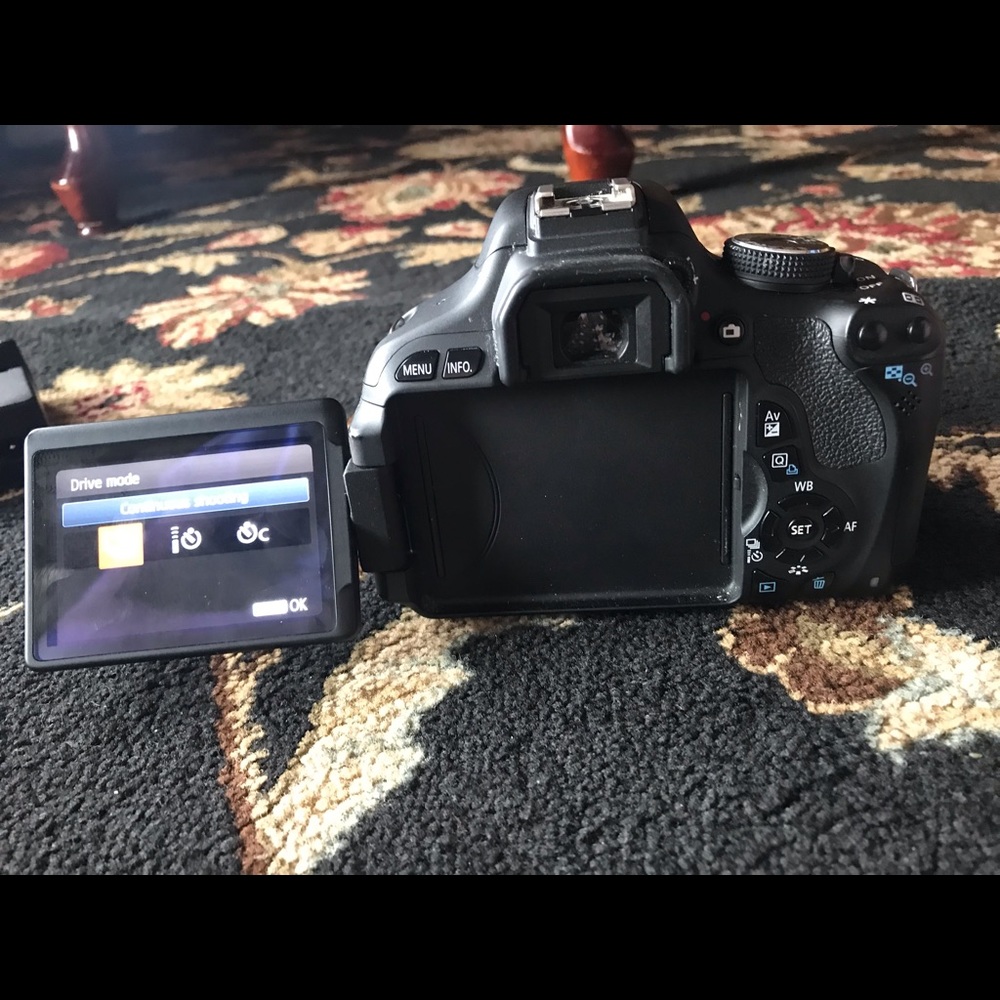 Canon - Picture 4 of 5